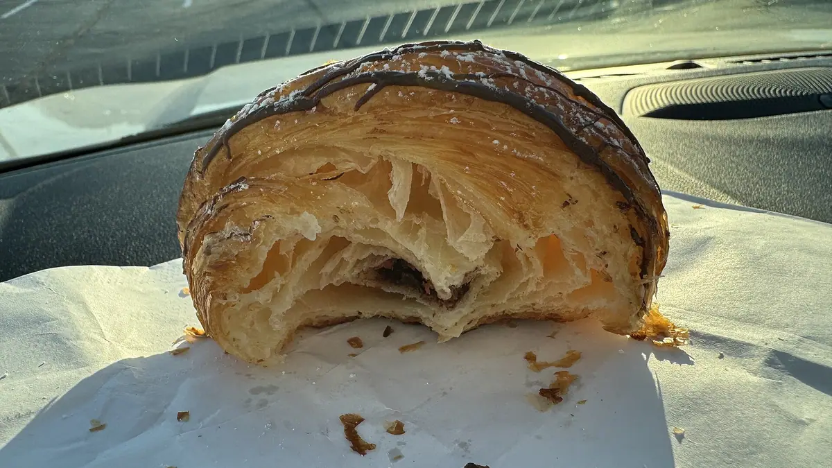 Cake Inn – patisserie in West Bromwich town centre